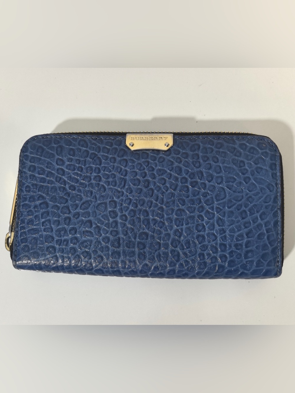 Burberry Blue Textured Leather Zip Wallet with Gold Plaque